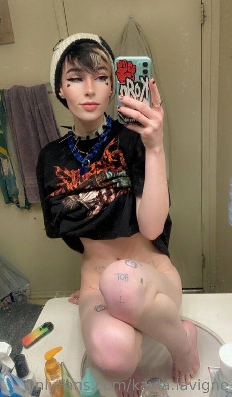 kayla lavigne pornstar nice picture