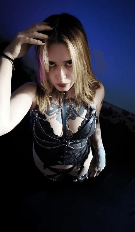 Satana 7 top model images