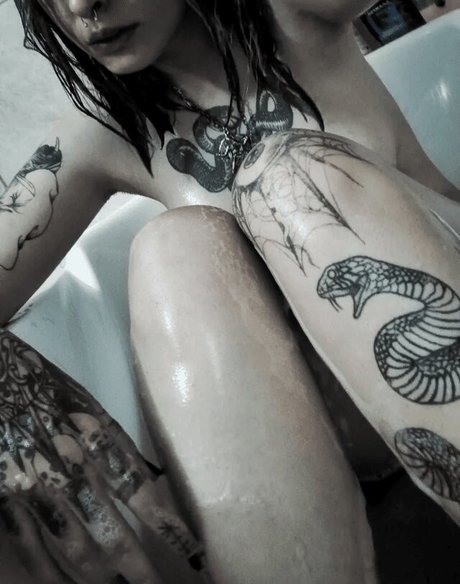 Satana 7 pornstar free photos