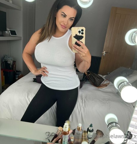 sophielawson x star hot images