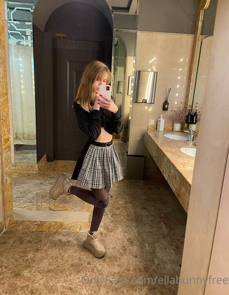 thebunnygirlxxx sex actress image