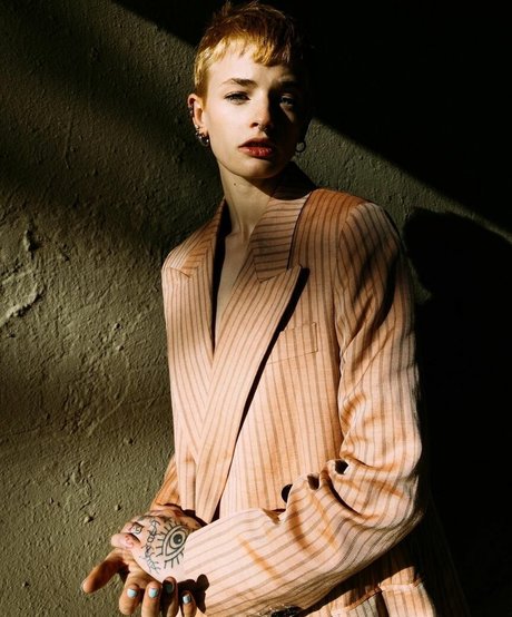 Esther McGregor star high quality picture