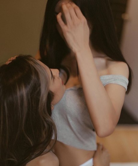 BunnyMutmai model porn images