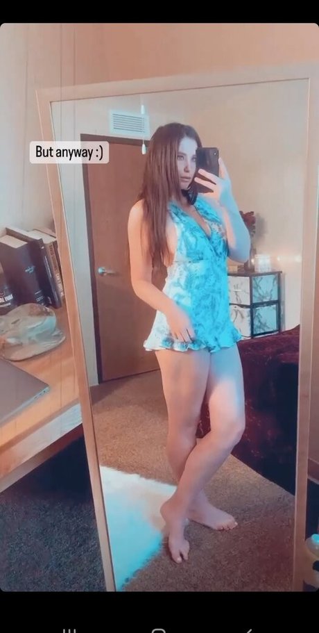 Selena USAF Babe nudes pornstar picture