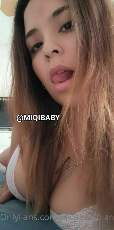 aliceislesbian pornstar photo