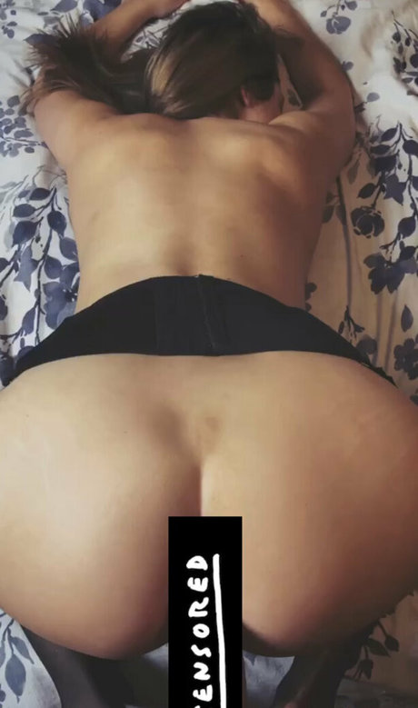 tessanextdoor hot actress galleries