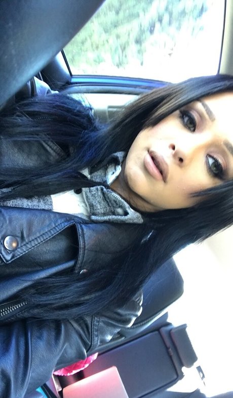 hollyhendrix_ pornstar xxx pics