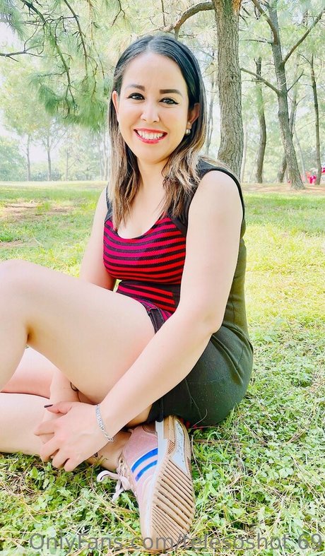 telesoshot 69 sex model image