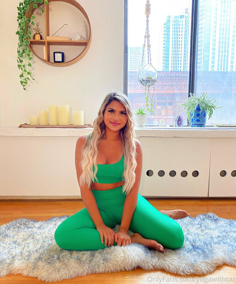 onlytaz pretty actress galleries