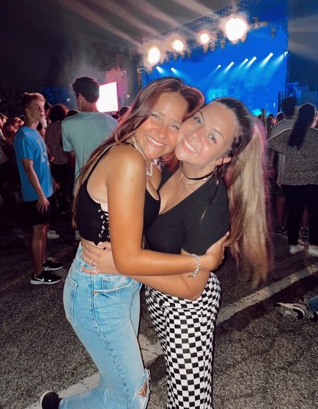 Kaylee S pornstar adult archive