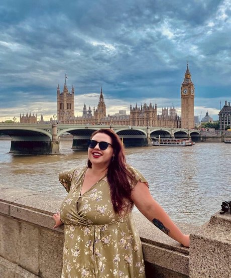 Babu Vale exclusive star picture