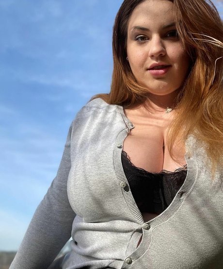 Babu Vale xxx model images