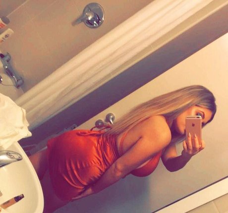 amateur redhead onlyfans art nude photos