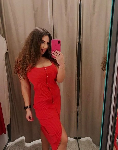 dee ann erotic actress pictures