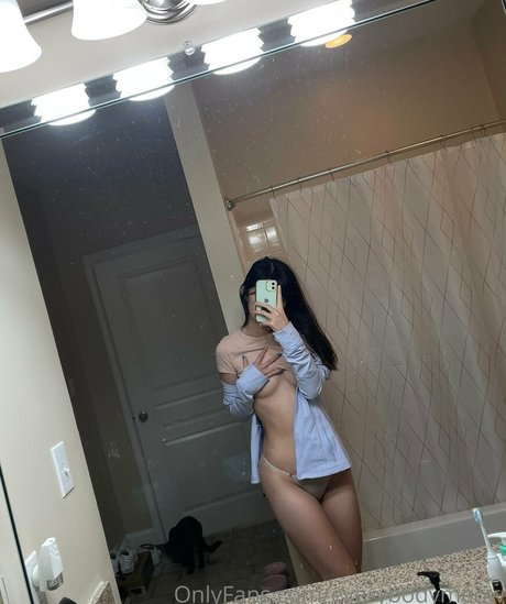 everybodymeow adult actress pictures