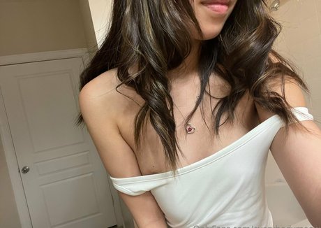 everybodymeow model sex picture