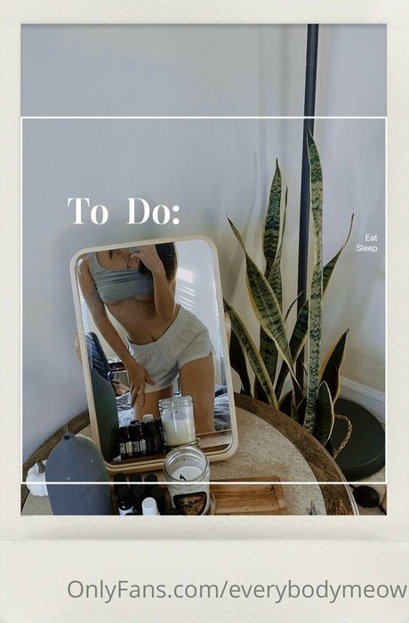 everybodymeow model hot image