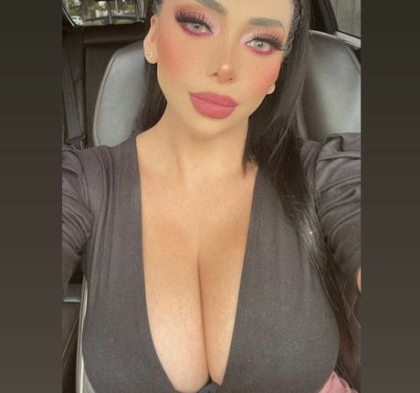 are mon art pornstar pictures