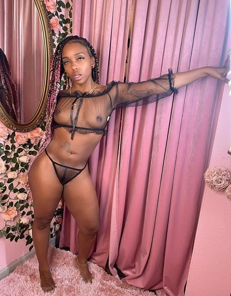 Italybae hot actress image