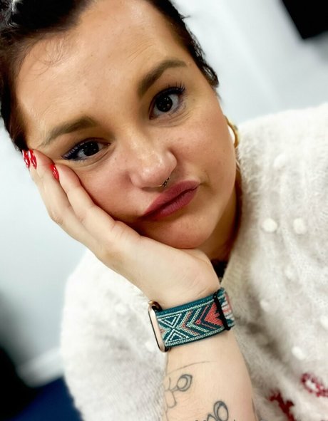 meadowbarefoot exclusive actress photos