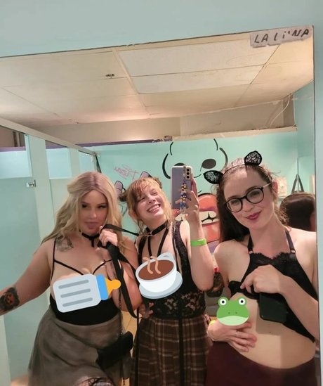 Dianalikesclowns top model img