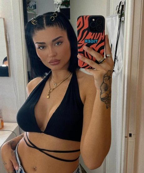 Graacii Morales pretty model photos