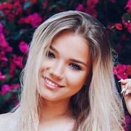 Julia Beautx pornstar art images