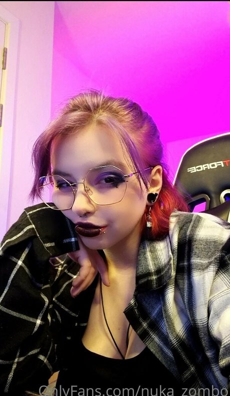 naughty nuka top model archive