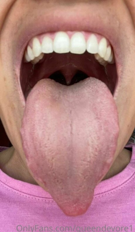 queendevore1 porn star picture