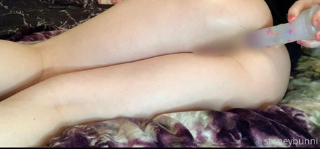 stoneybunni2 hot model pic