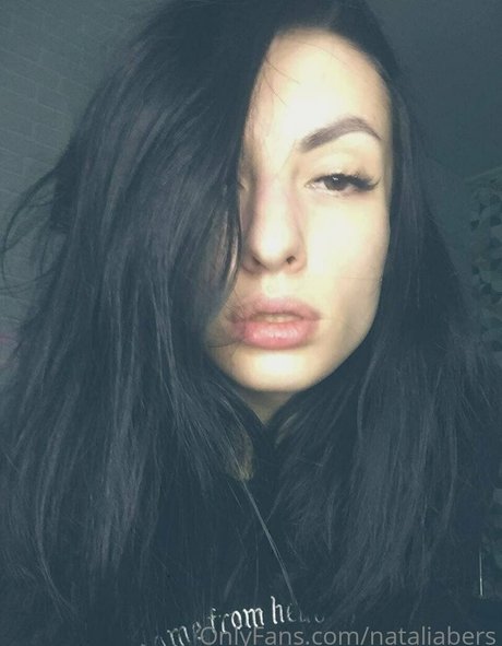 nataliabers pretty actress pics