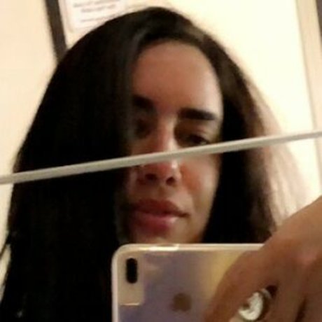 brookesvipuncut pornstar hot img