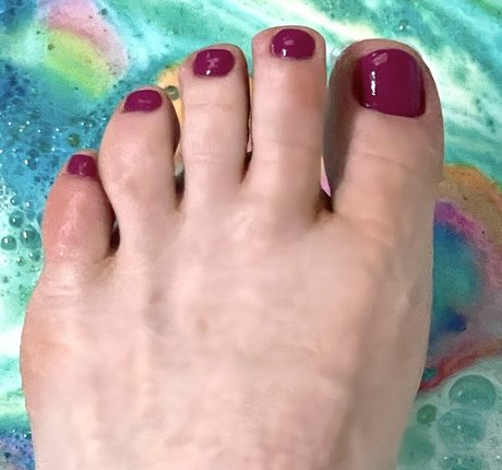 giant onlyfans beautiful naked image