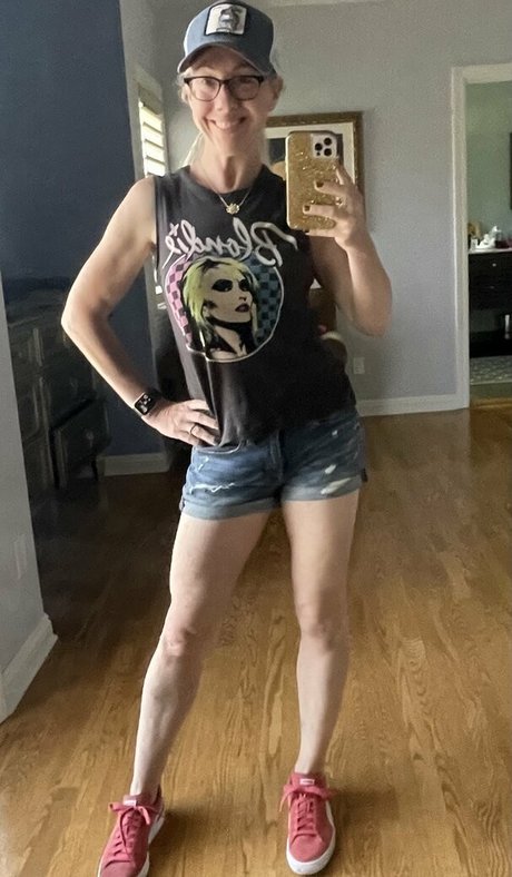 drlovejoy naked pornstar pics