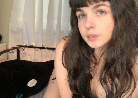 elizabeafree adult actress galleries