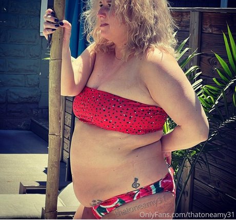 thatoneamy31 star porn pictures