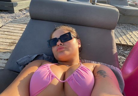 wildcatstone90 erotic pornstar photo