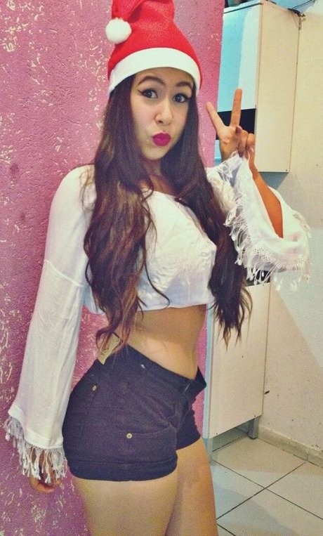 Isadora Drew model adult pics