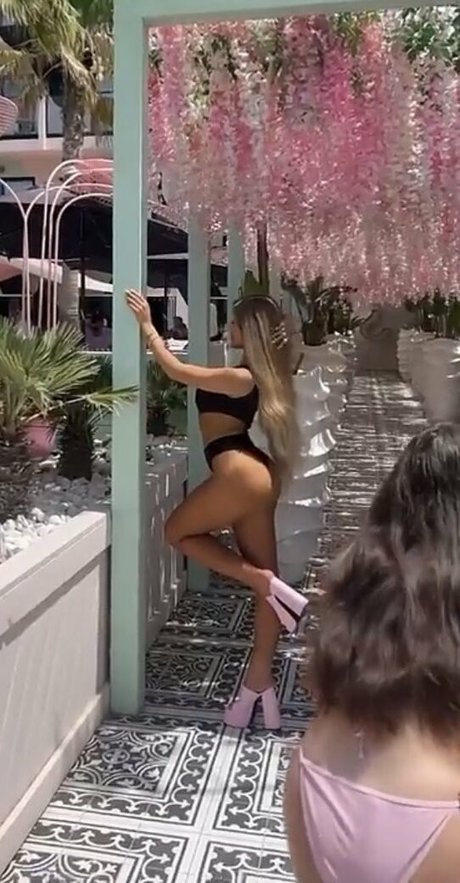 chubby teen onlyfans beautiful nude gallery