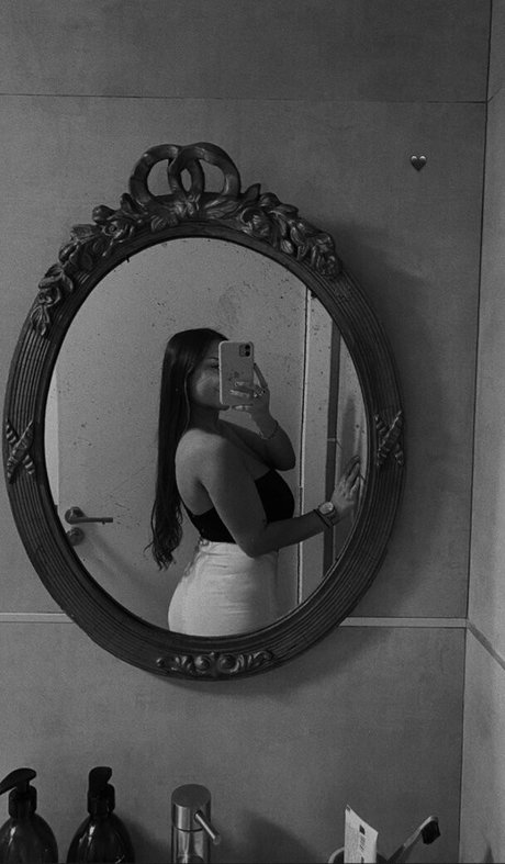 Martina B nude actress galleries