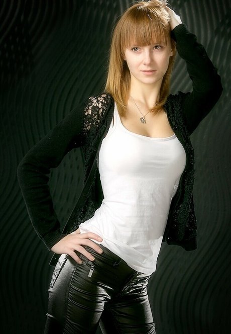 Modelkartei pretty actress pictures