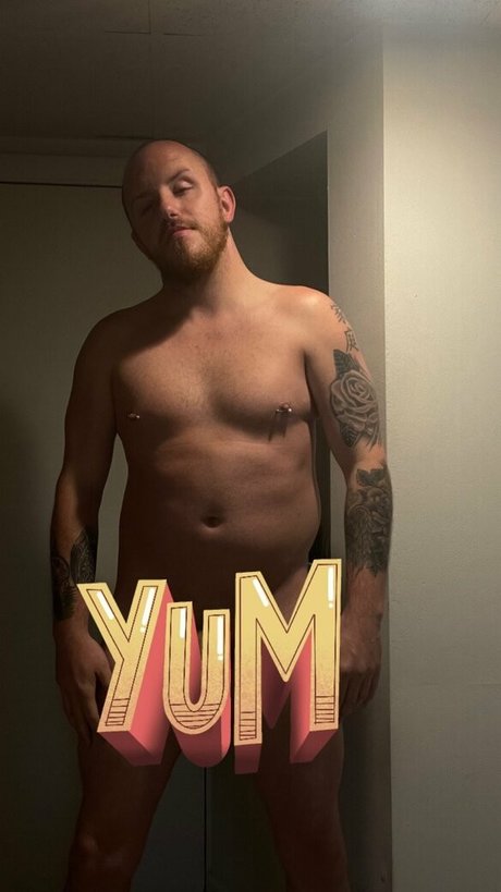 ranting riley nude star photos