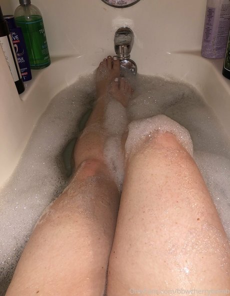 bbwcherrybomb naked star archive