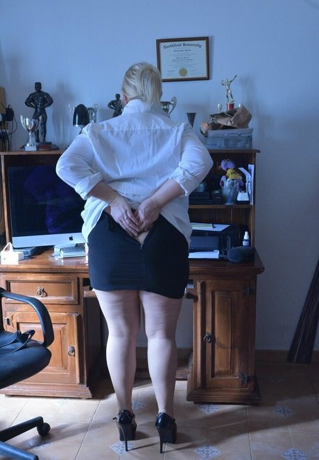 melodycharm1 star pornographic galleries