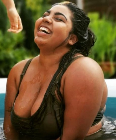 sillytilly nudes pornstar images