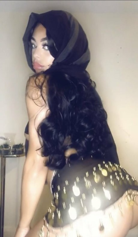 Madison Khan naked star pics