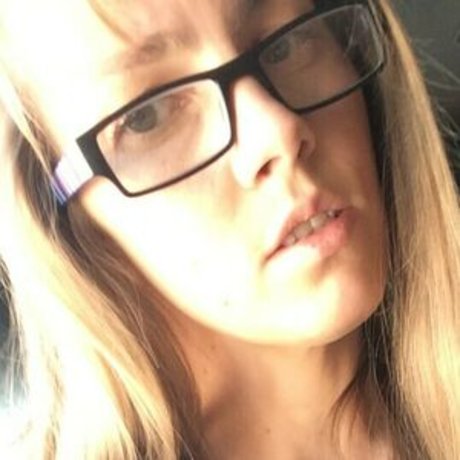 Kinky Marisol model naked photos