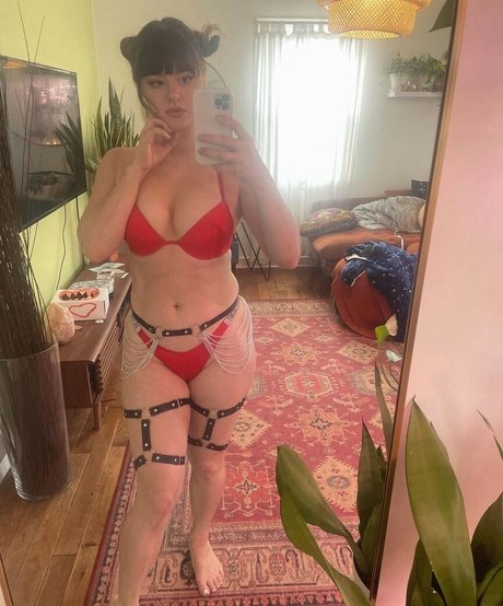 sunniestreams exclusive star picture