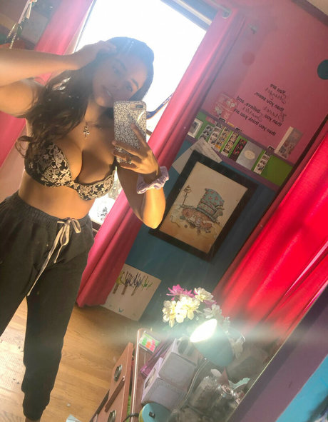 asian american onlyfans hd image