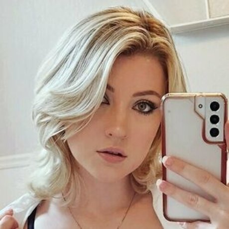 Lexus C xxx star pics